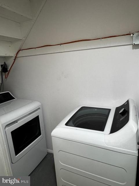 Photo - 7607 Burnside Rd