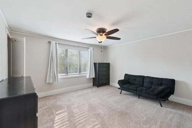 Photo - 1108 Hawthorne Ave