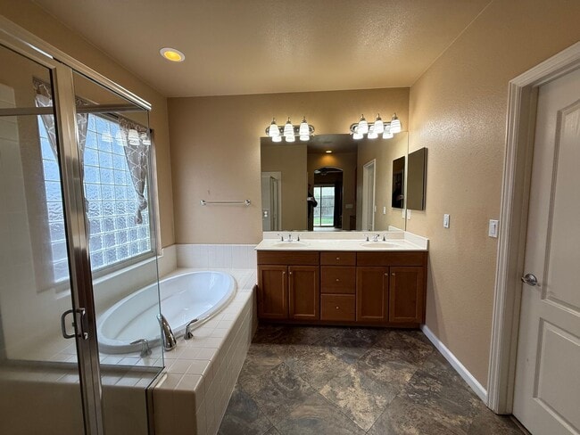 Photo - 3509 Silverwood Rd