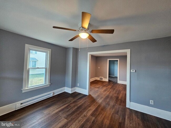 Photo - 917 N Queen St