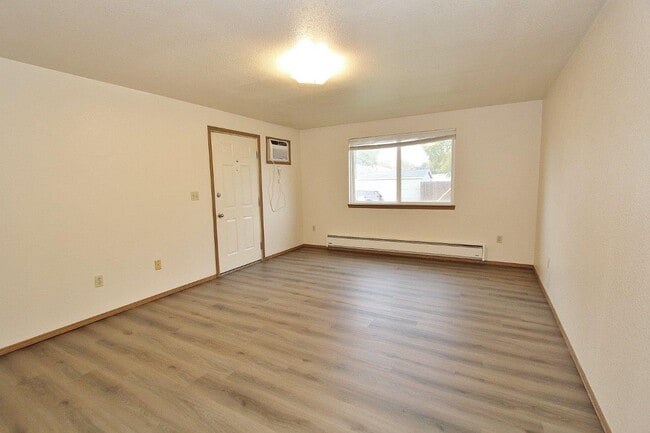 Photo - 1310 Poplar St