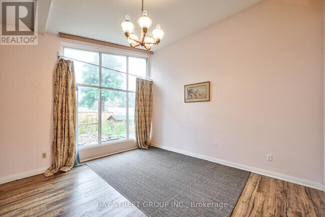 Photo - 5 Cottonwood Dr