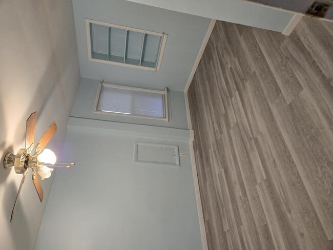 Photo - 1364 W Midland Rd