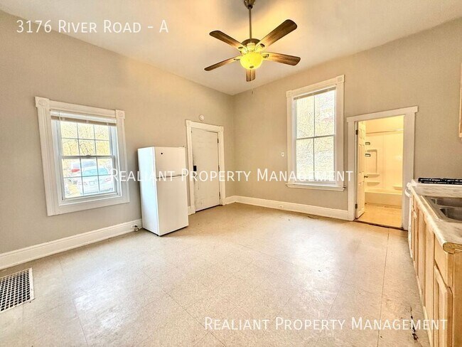 Photo - 3176 River Rd Unit A