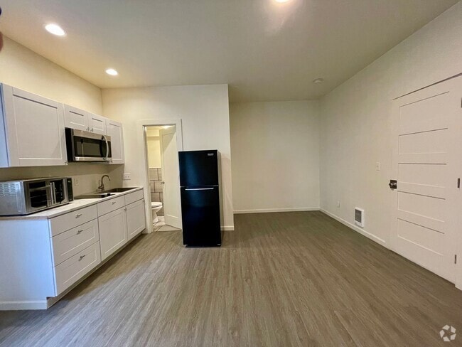 Building Photo - 314 S Asbury St Unit 314 S Asbury St. - #3 Rental