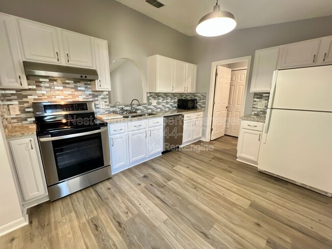 Photo - 2669 Lantana Lakes Dr E