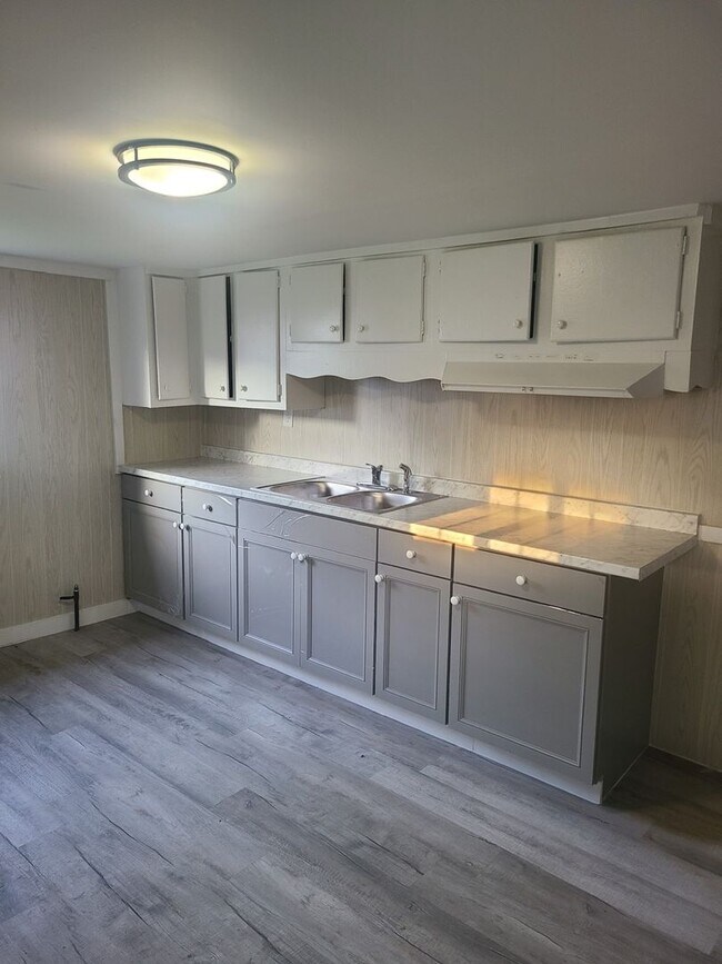 Photo - 17 N Brownell St