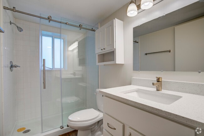 2BR-1BA-836SF - Bathroom - Arbor Hills Apartments