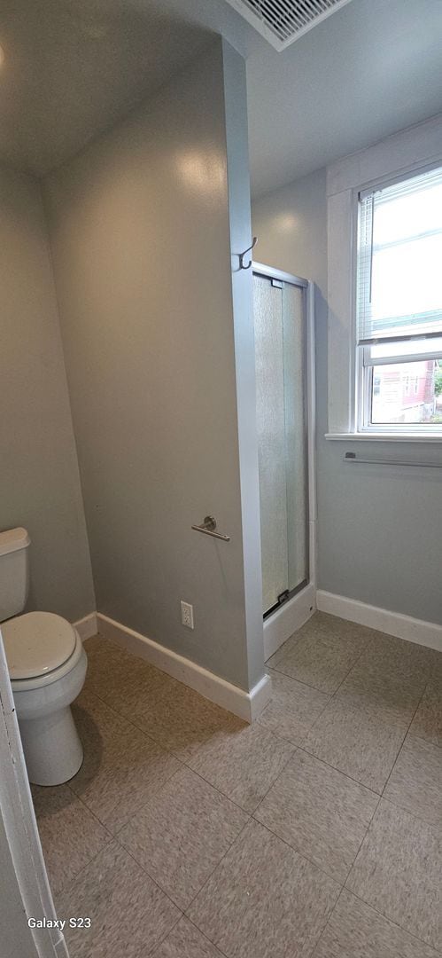 Photo - Lovely 2bedroom/1 bonus loft Tacoma house near UPS CURRENTLY OCCUPIED