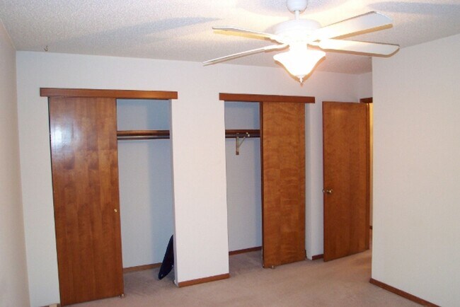 Photo - 7011 W O'Neil St Unit 7013