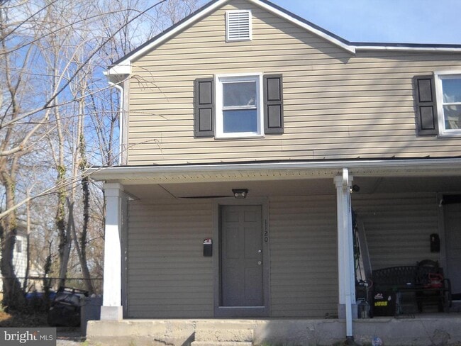 Building Photo - 1120 Woodland Ave