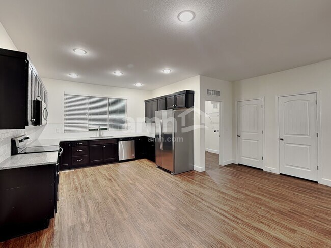 Photo - 4267 Crestone Peak St