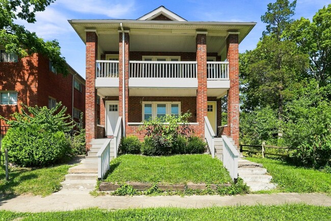 Building Photo - 503-505 Berkeley Road Unit 505