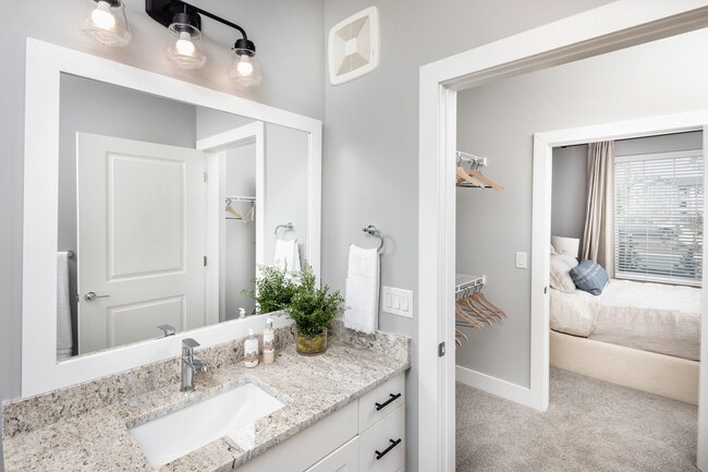 Broadstone Ingleside apartments — community photo