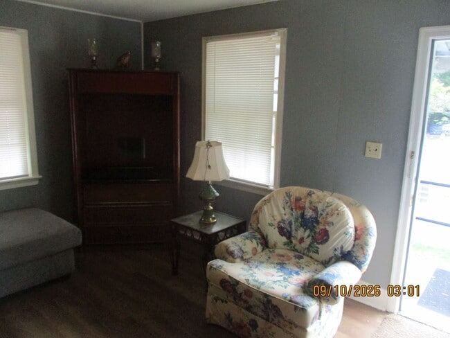 903-B Tift Ave.