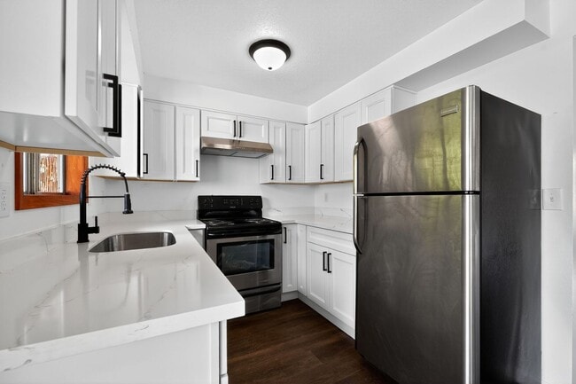 Photo - Half off the first month's rent!