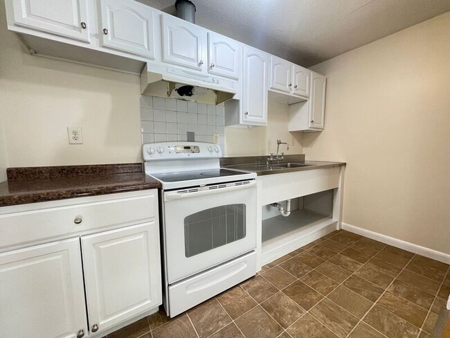 Photo - 173 Loudon Rd Condo Unit 609