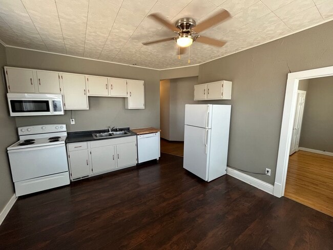 Photo - 1015 Grand Ave Unidad #3