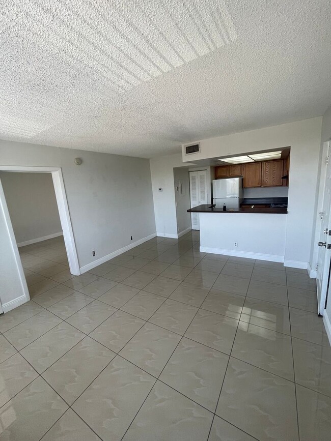 Photo - 708 Executive Center Dr Unit 32, FL 33401