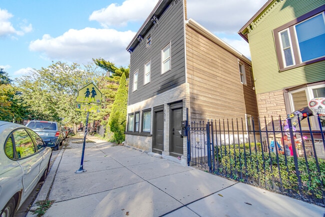 Photo - 1510 W Cullerton St Unidad 2