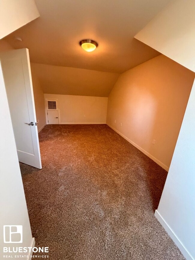 130 NE 109th Ave