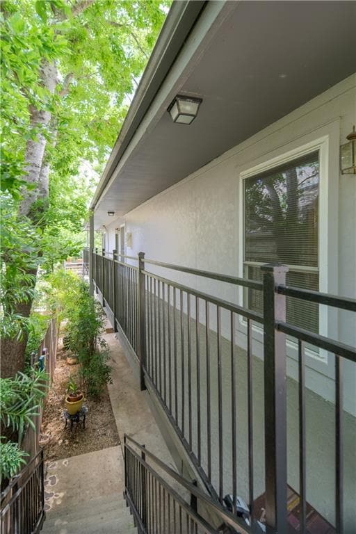 Photo - 1111 W 10th St Unidad 212