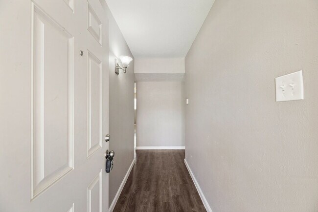 Photo - 17615 Autumn Hills Dr