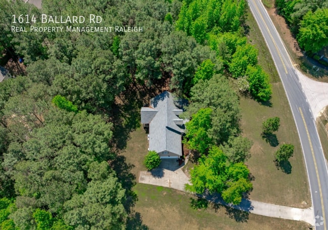 Building Photo - 1614 Ballard Rd Rental