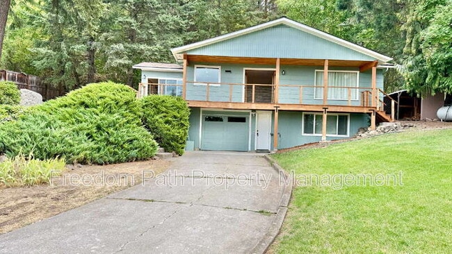 Building Photo - 5833 E Yellowstone Trail Rental