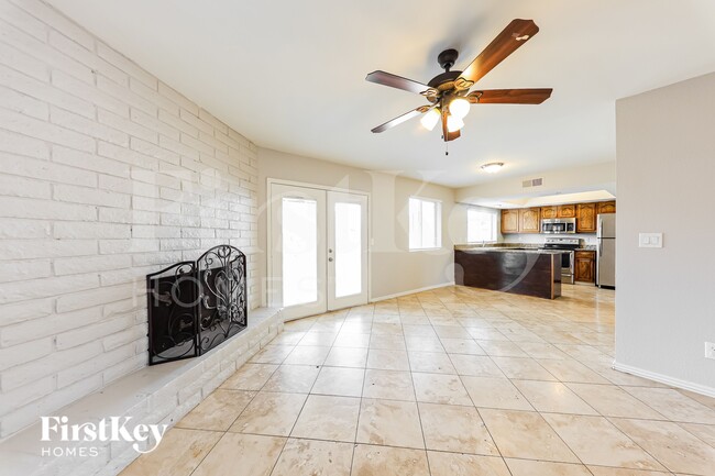 Photo - 4841 W Paradise Ln
