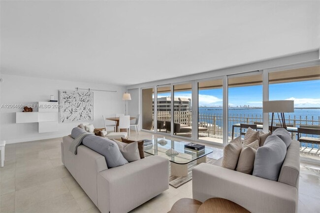 Photo - 2 Grove Isle Dr Unit B1801