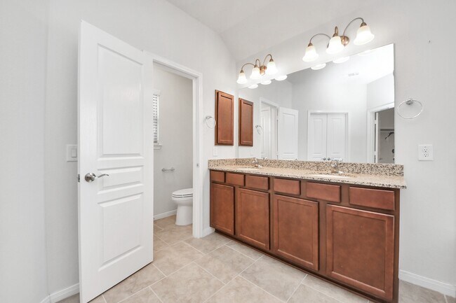 Building Photo - 5118 Kingship Ct