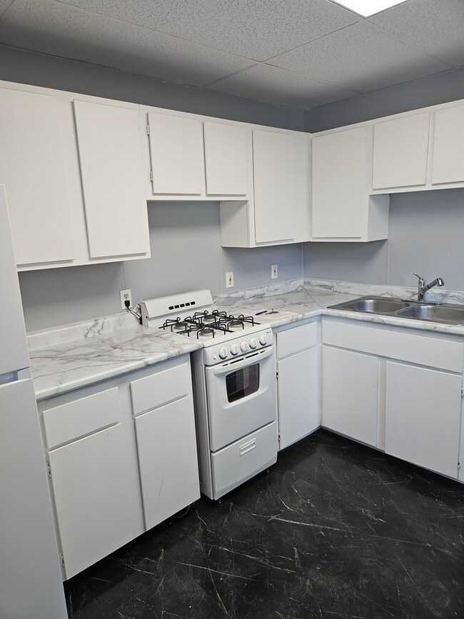 Photo - 227 4th St NE Unit 227 4th Street NE