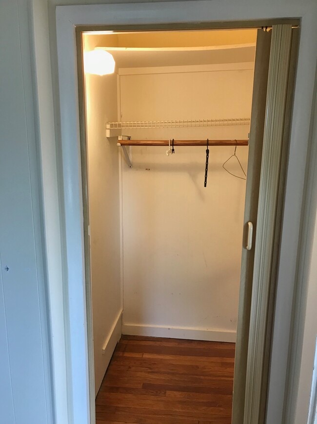 Photo - 479 N Main St Unidad A