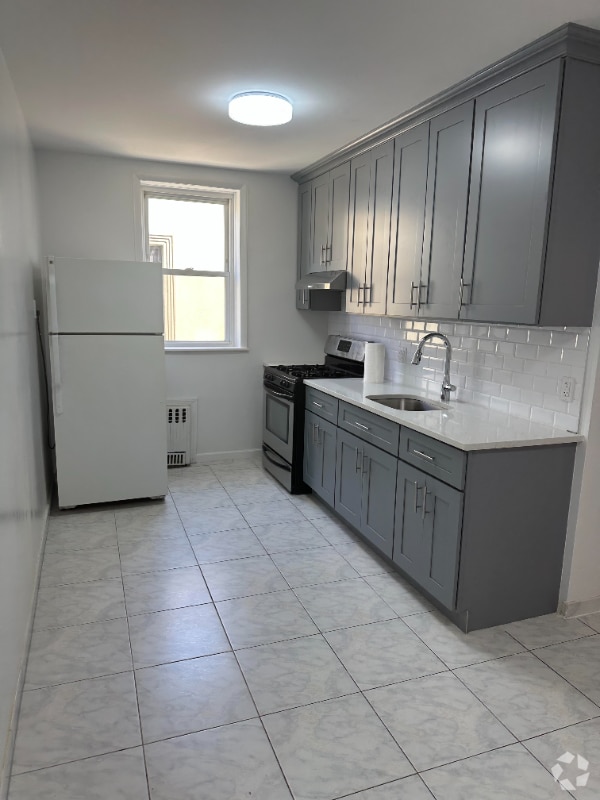 Building Photo - 1242 74th St Rental