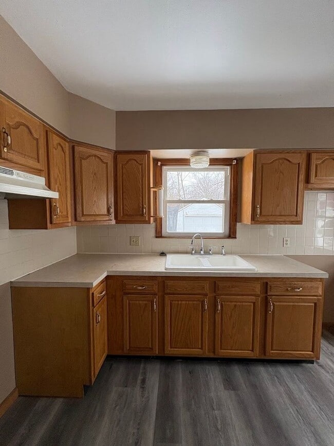 Photo - Three bedroom one bathroom home for rent