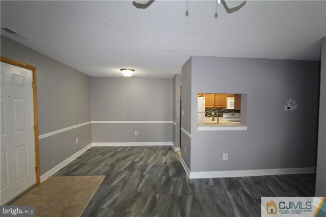 Photo - 5211 Ravens Crest Dr