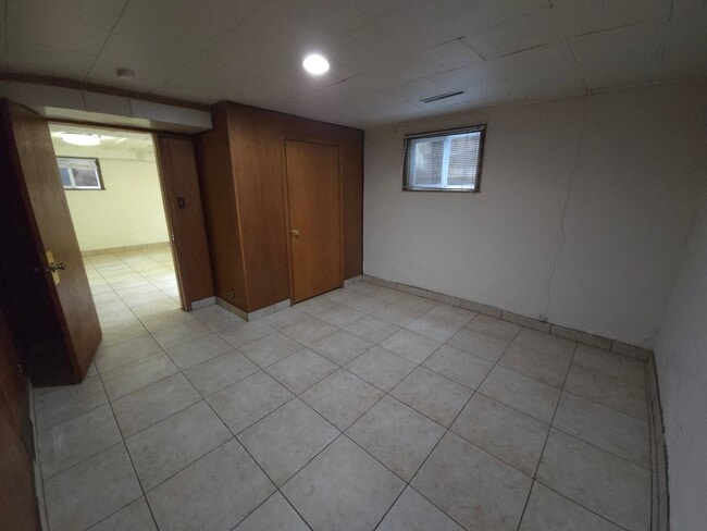 Photo - 1901 Baseline Rd