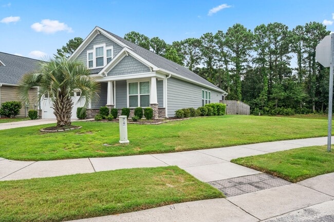 Photo - 720 Goodlet Cir