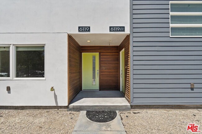 Photo - 6119 Fountain Ave