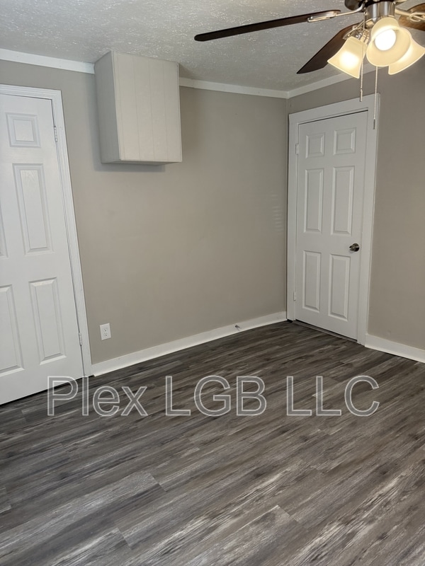 Photo - 307 Dix St