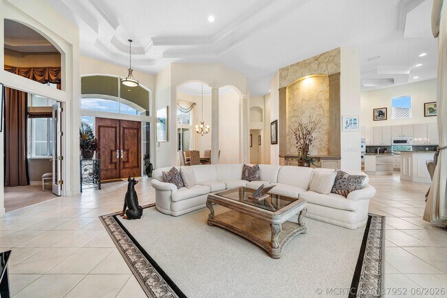 Photo - 59 St James Dr