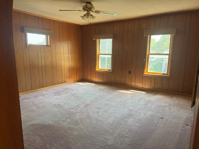 Photo - 103 Broad St Unit 2