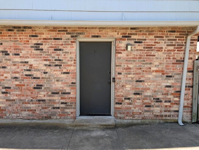 1303 Wales Dr Unidad 1303 C Wales