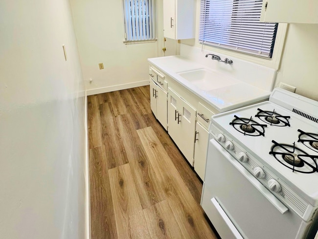 Photo - 783-789 Freeman Ave Unit 789