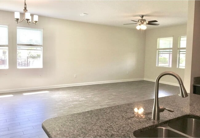 Photo - 4624 Fairy Tale Cir