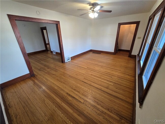 Photo - 322 Spring St