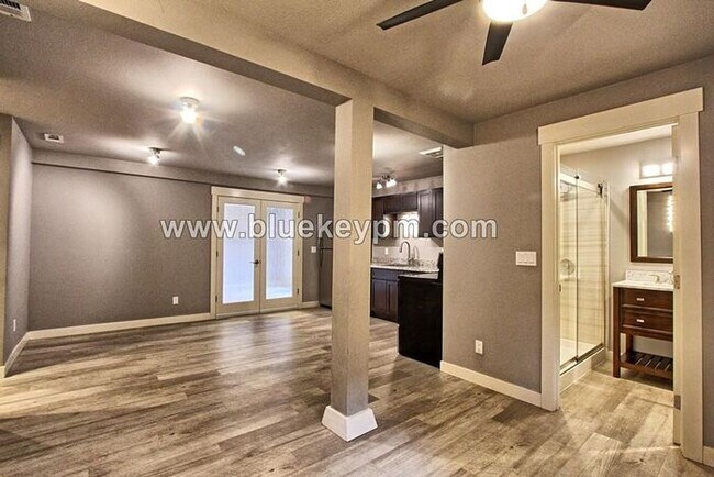 Photo - 2 Bed, 1 Bath Unit on Glisan Street Unidad D