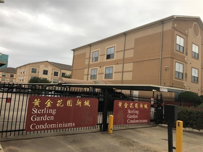 Photo - 6655 W Sam Houston Pkwy S Condo Unit 2F