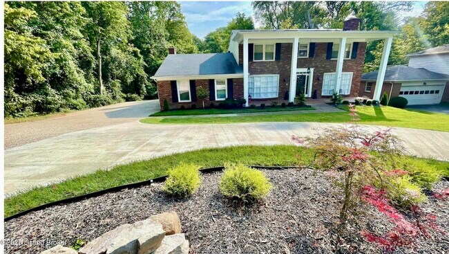 Photo - 2411 Chadford Way